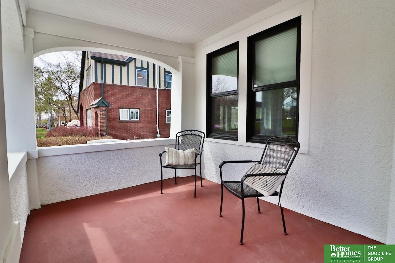 118 S 49th Avenue