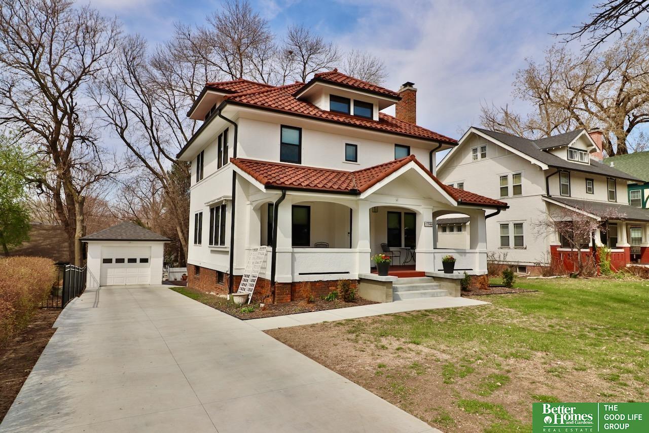 118 S 49th Avenue