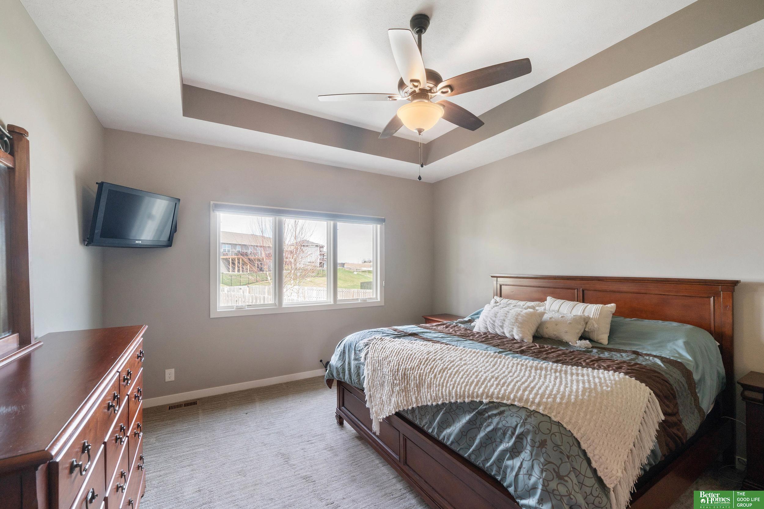 960 Elm Circle