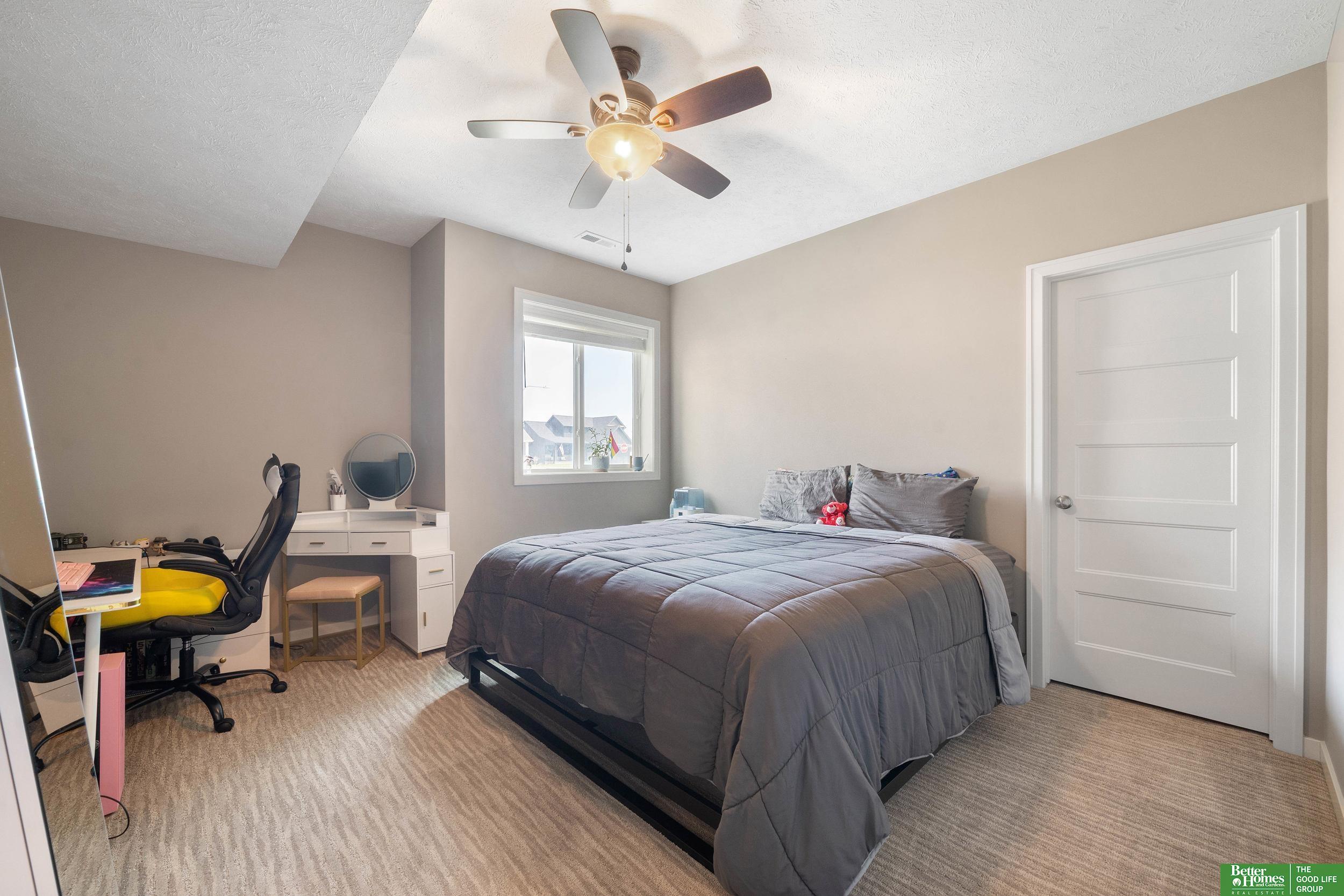 960 Elm Circle