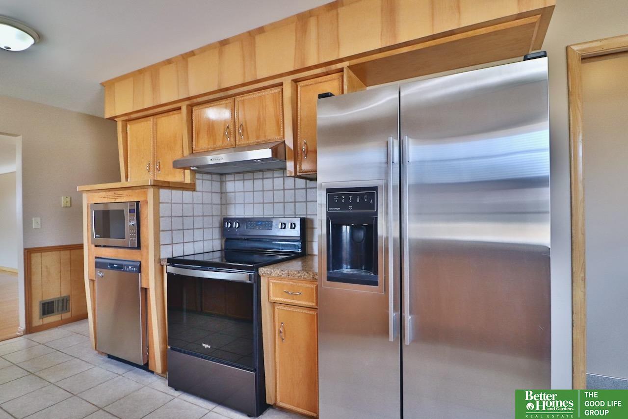 4664 Drexel Street