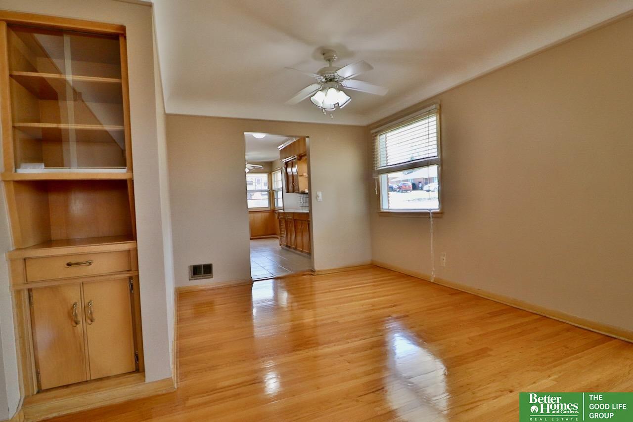 4664 Drexel Street