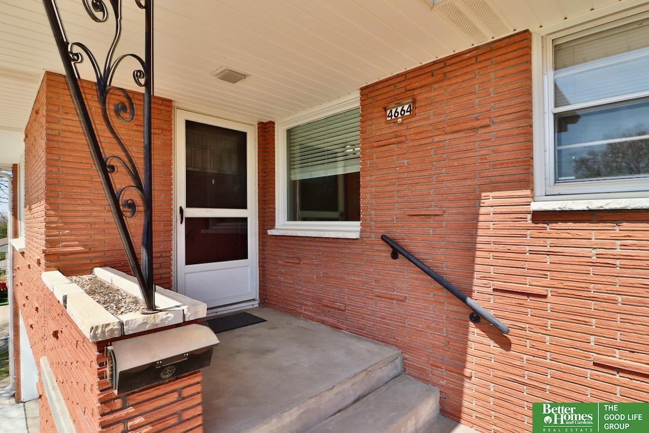 4664 Drexel Street