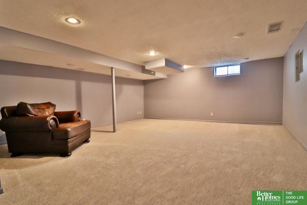 7811 Pierce Circle