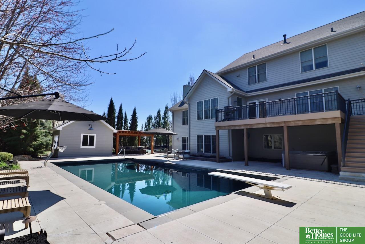 3715 S 170th Court