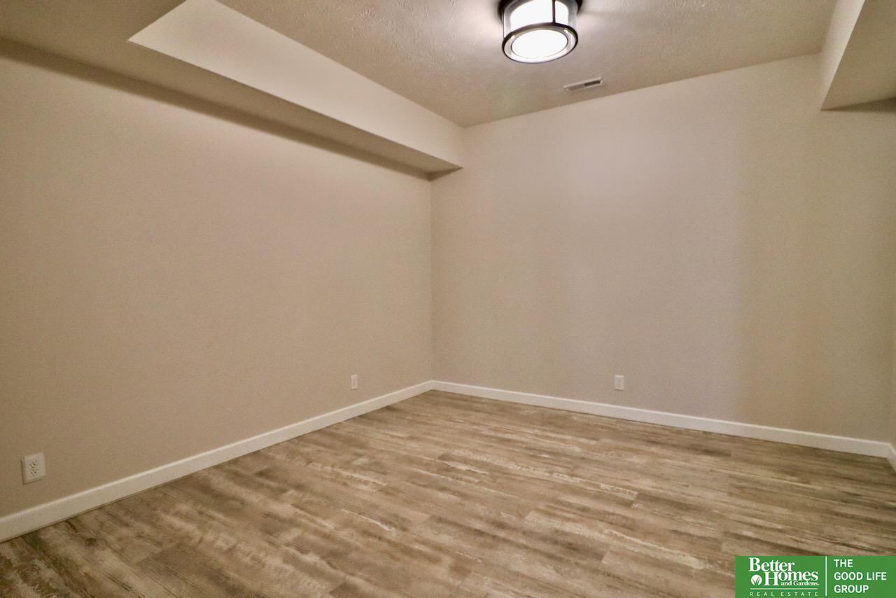 3715 S 170th Court