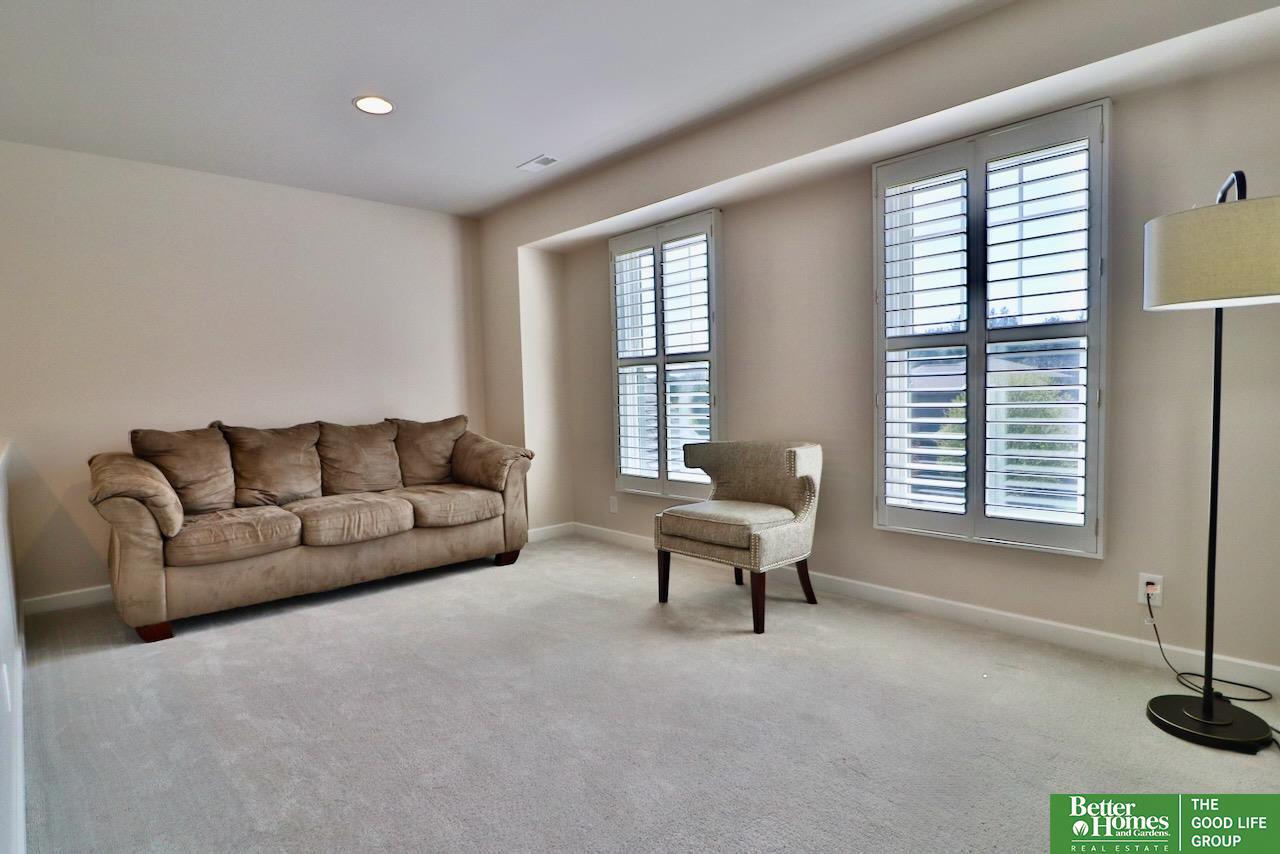 3715 S 170th Court