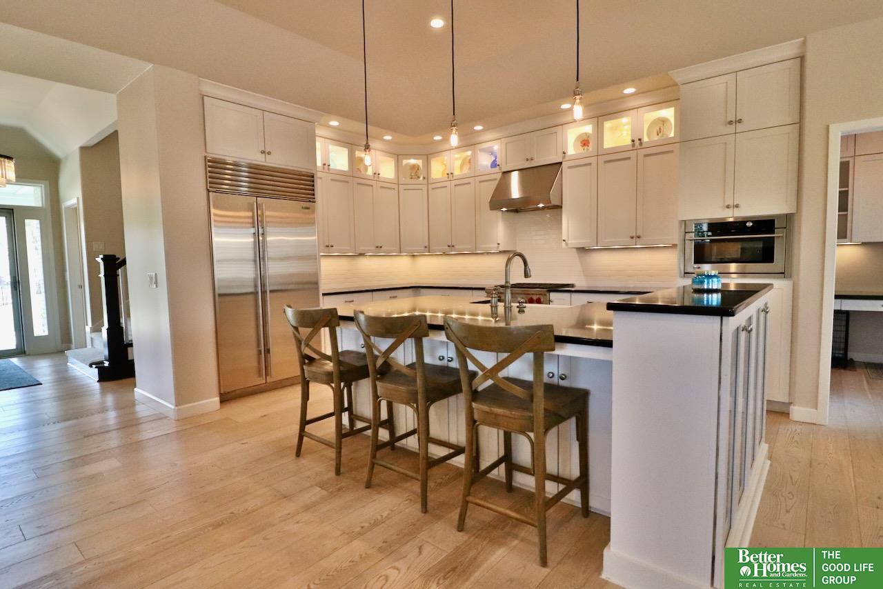 3715 S 170th Court