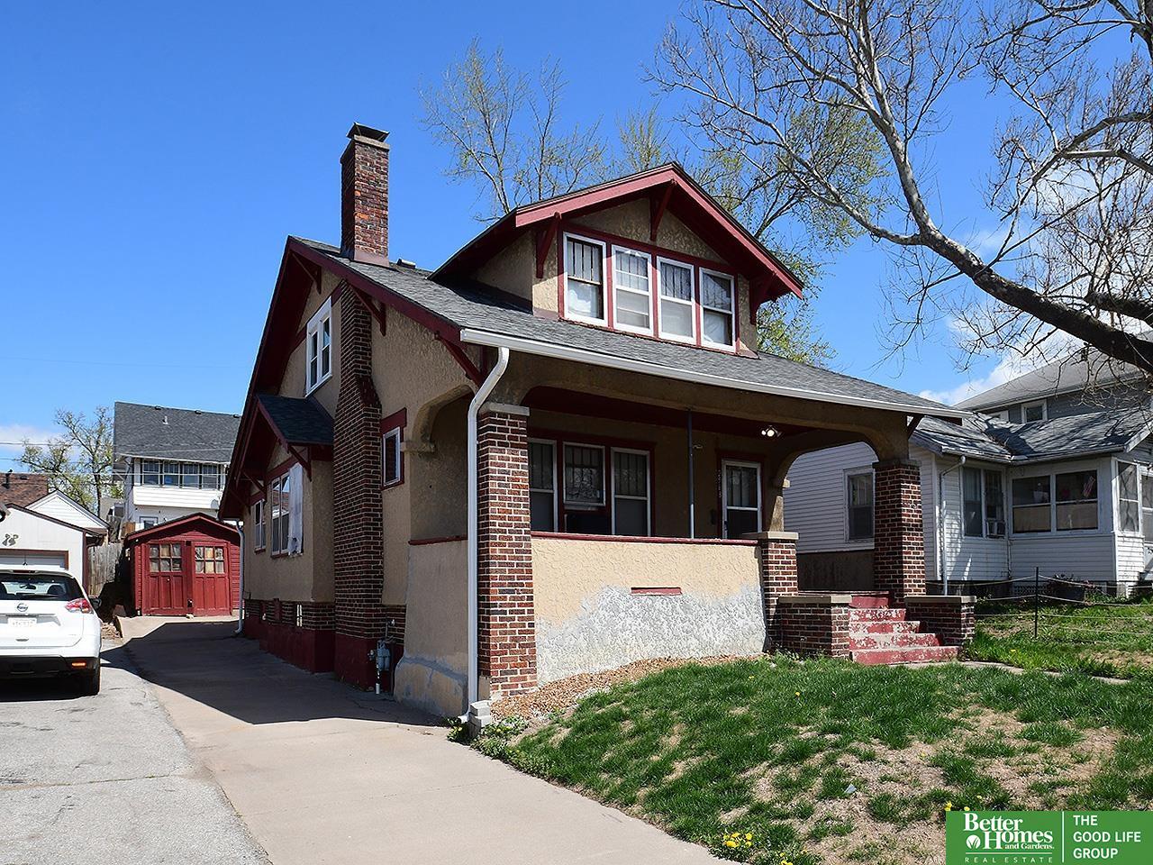 2568 Mary Street