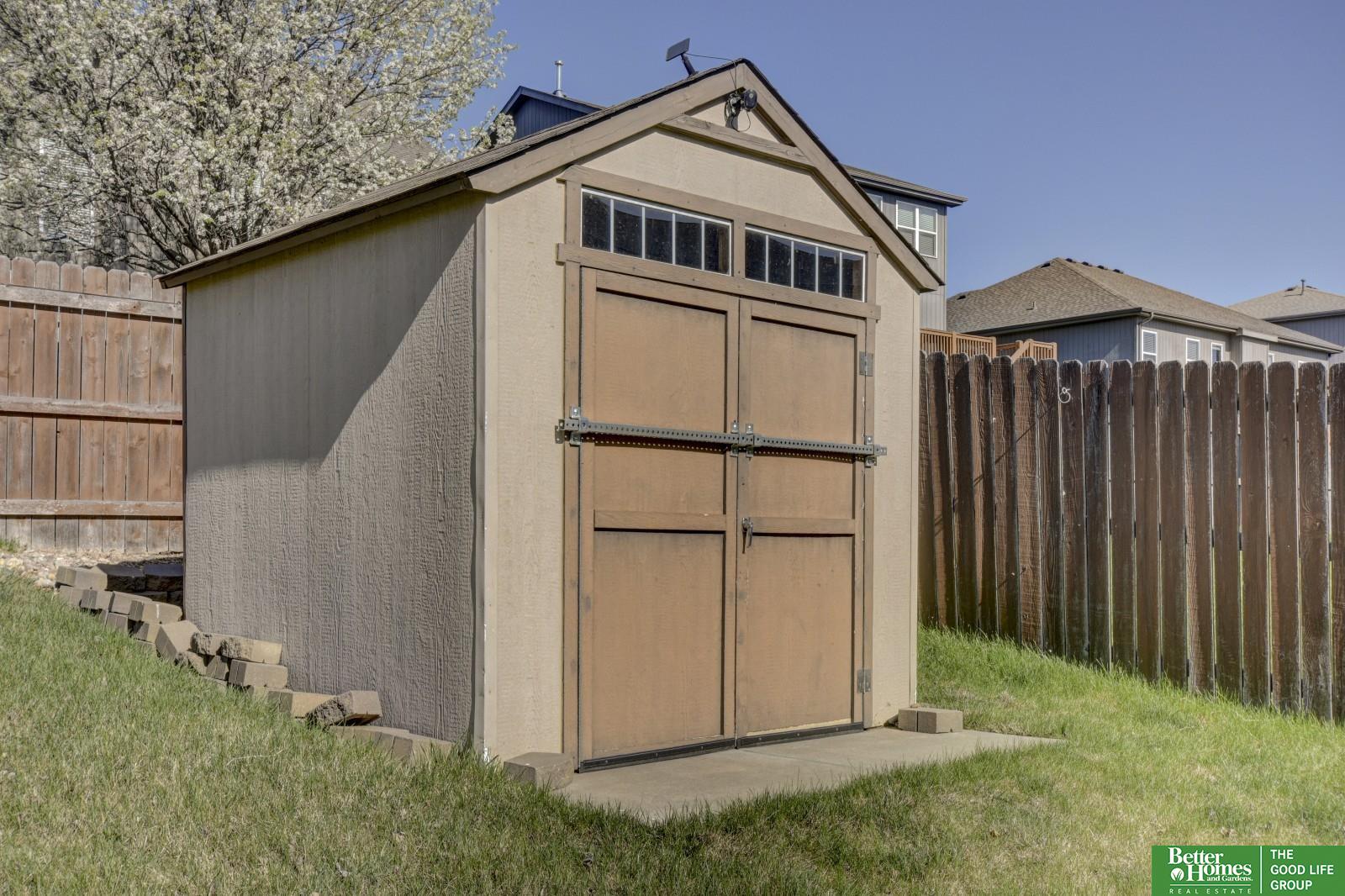 10706 S 110 Avenue