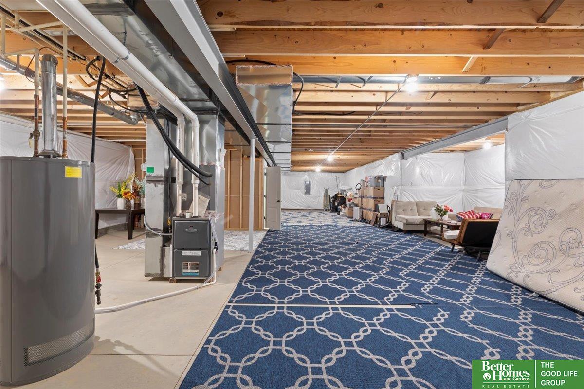 20055 Polk Street