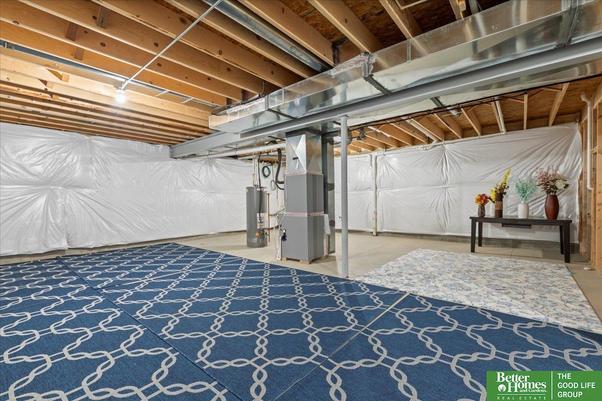 20055 Polk Street