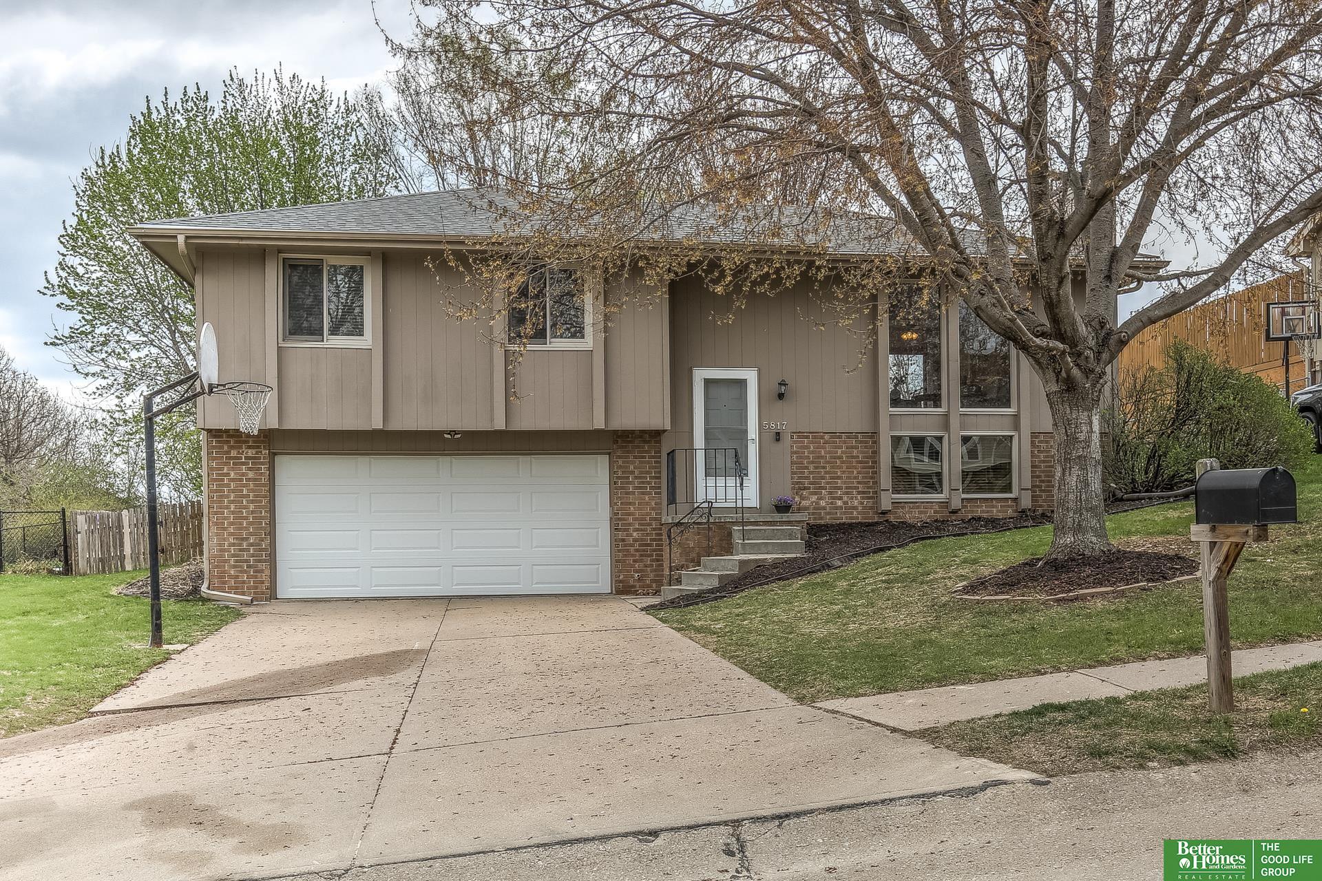 5817 N 127th Street
