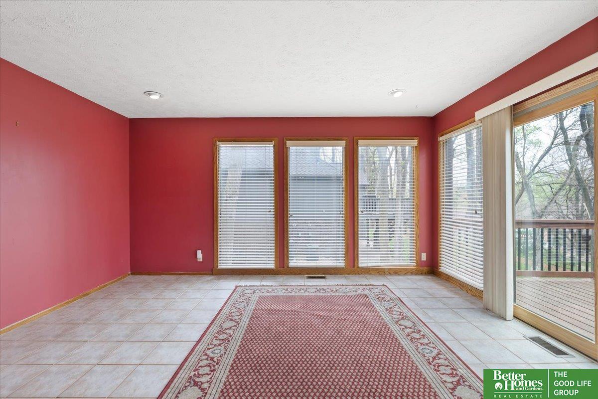 11211 Williams Plaza