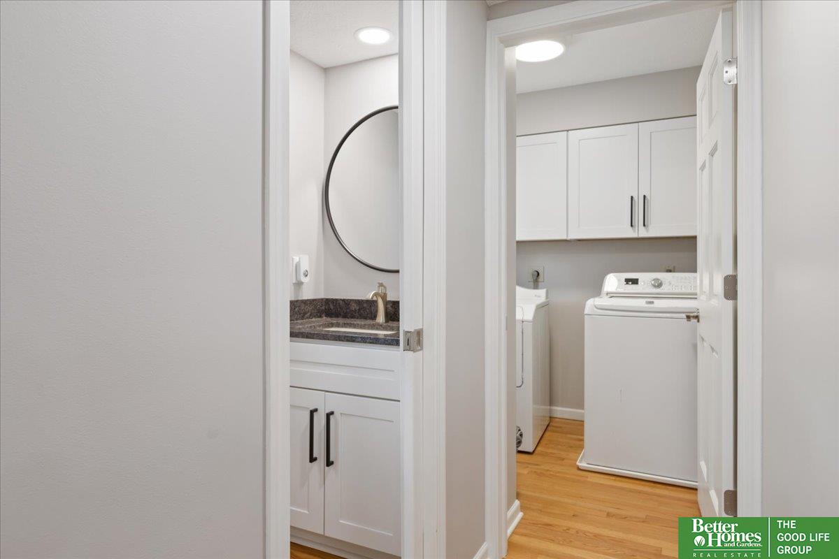 11211 Williams Plaza