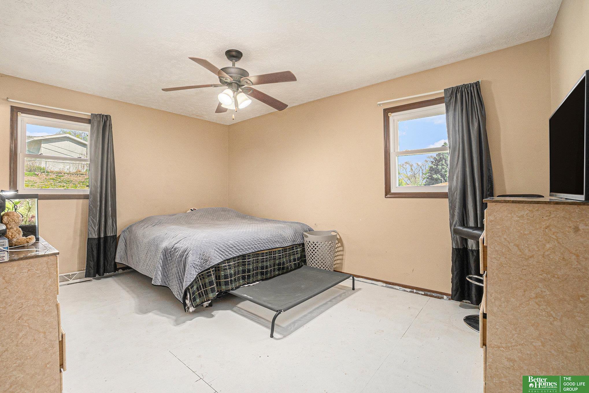 1112 Hackney Drive