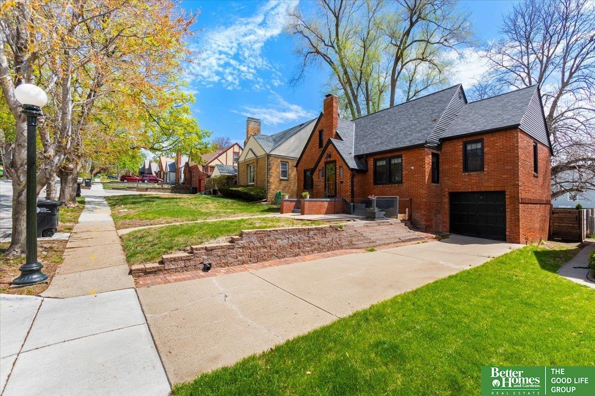 4327 Shirley Street