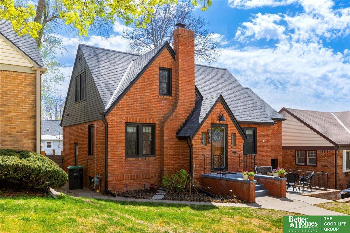 4327 Shirley Street