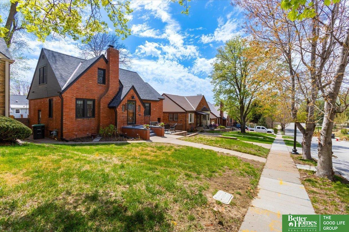4327 Shirley Street