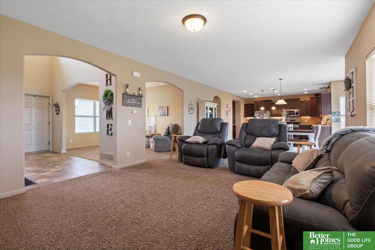 4602 Brook Circle