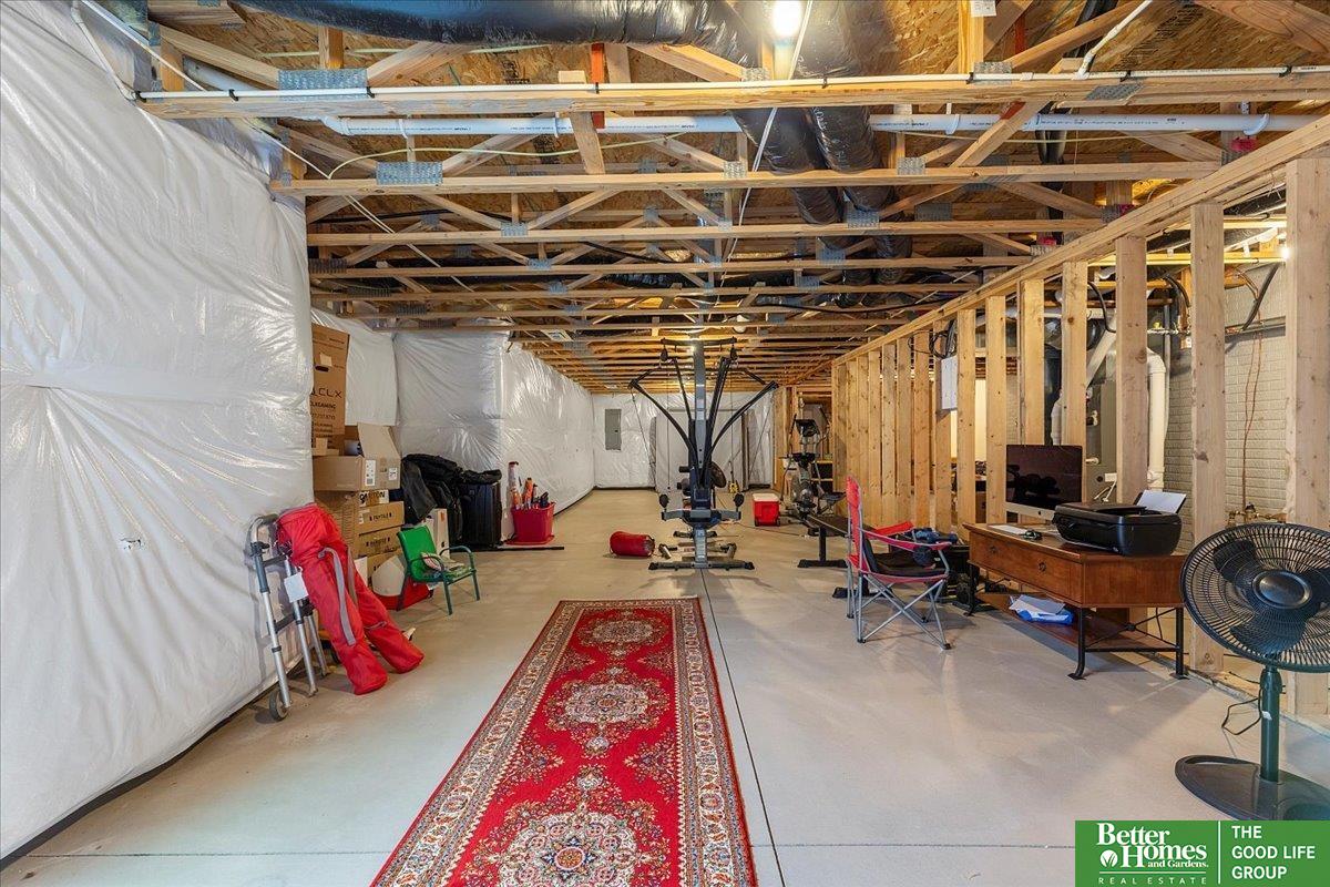 4602 Brook Circle