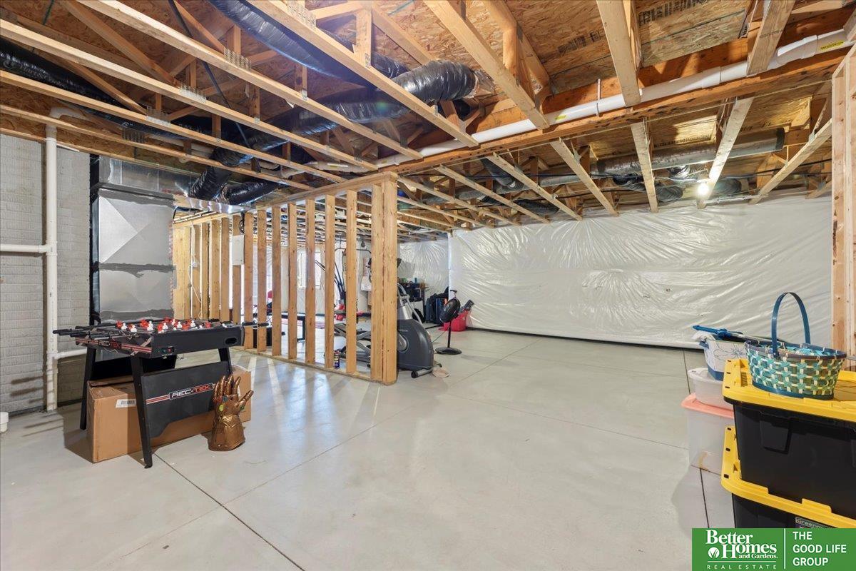 4602 Brook Circle
