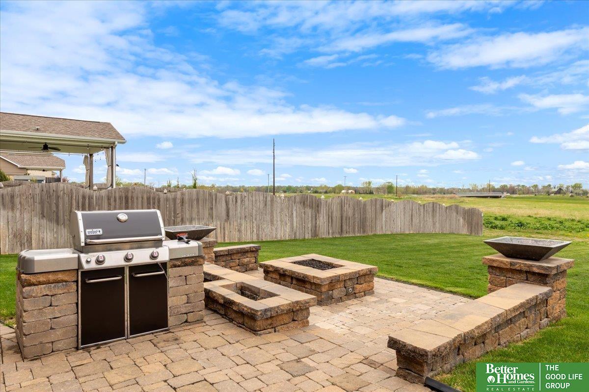 4602 Brook Circle