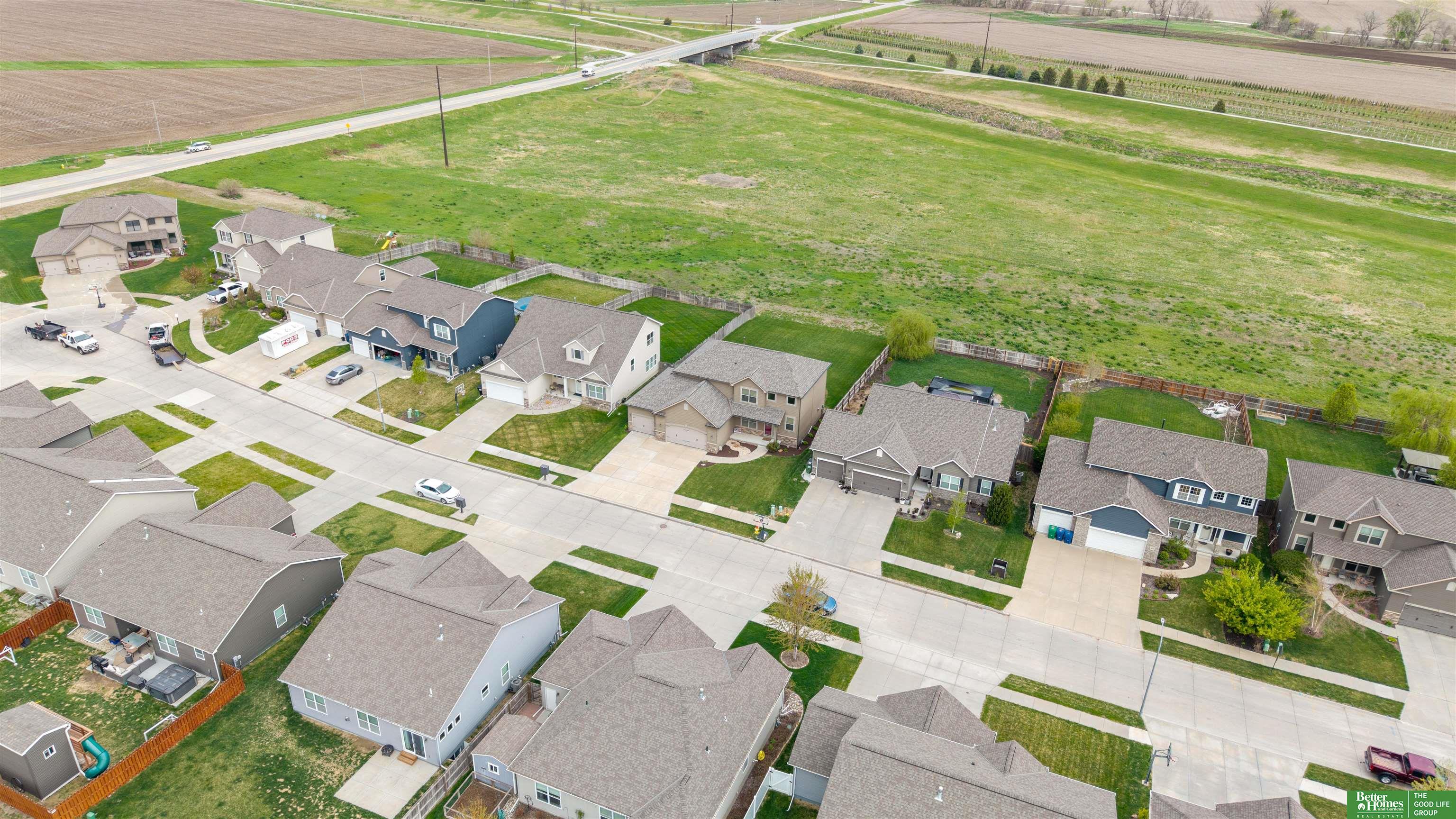 4602 Brook Circle