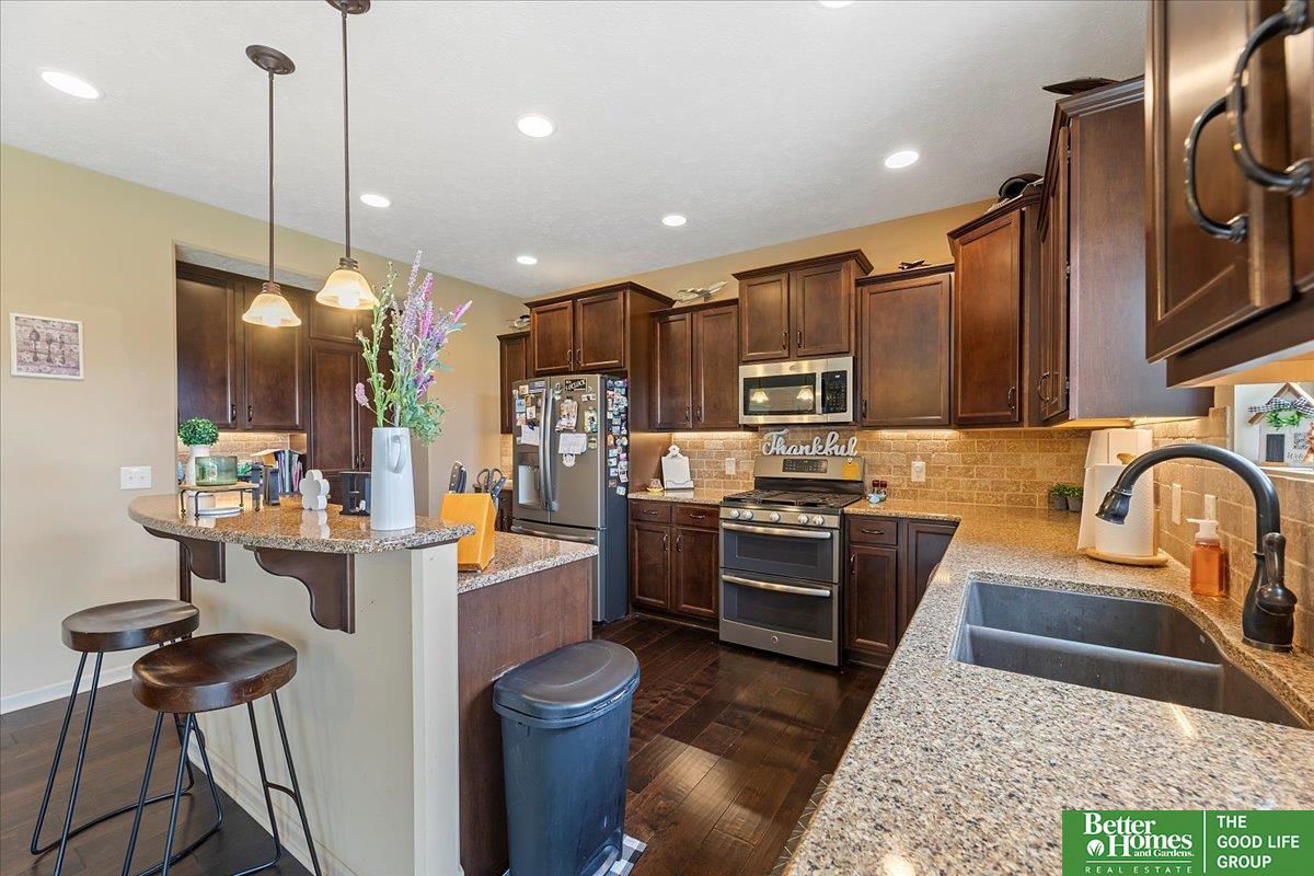 4602 Brook Circle
