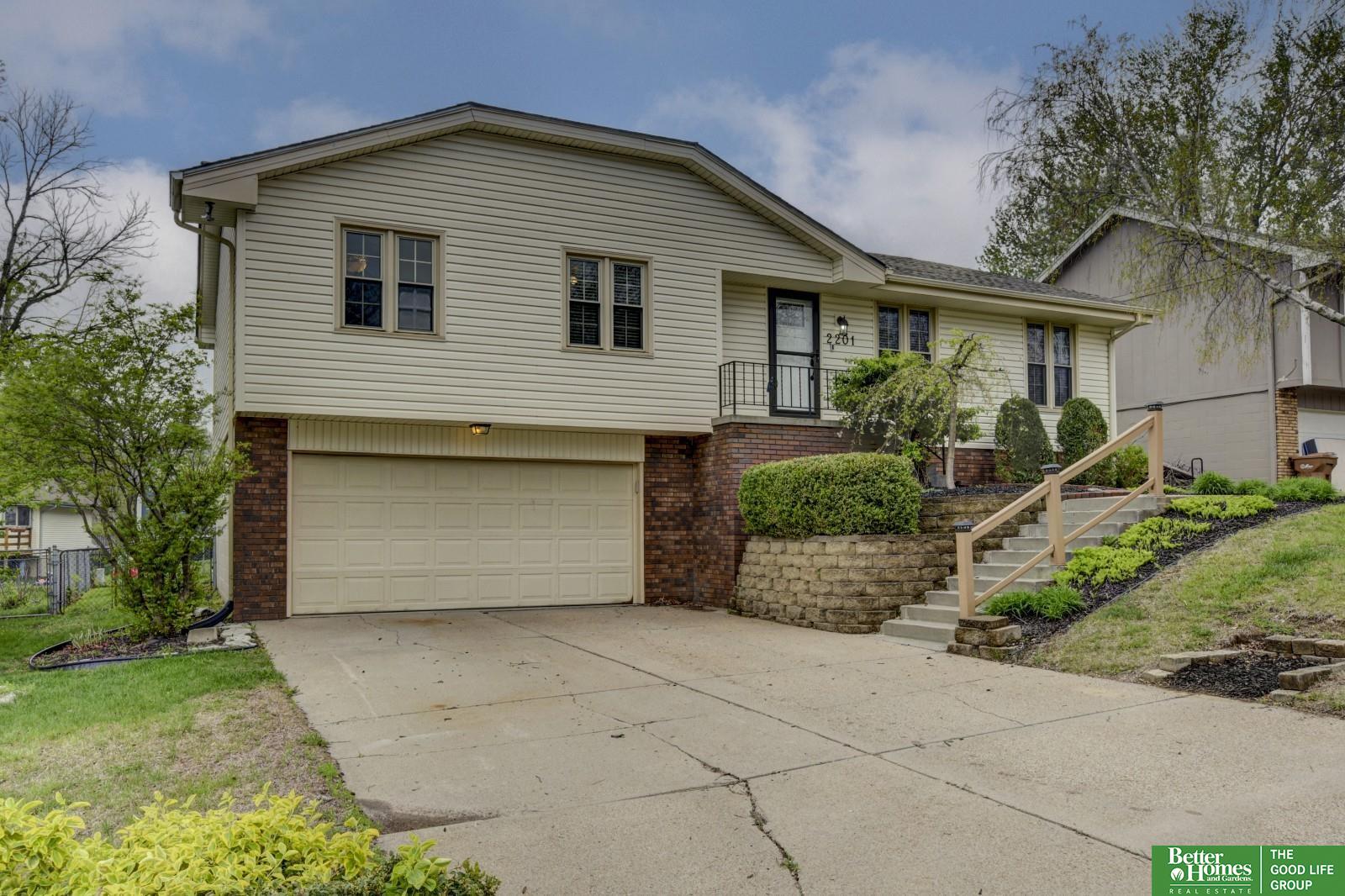 2201 Lucille Drive