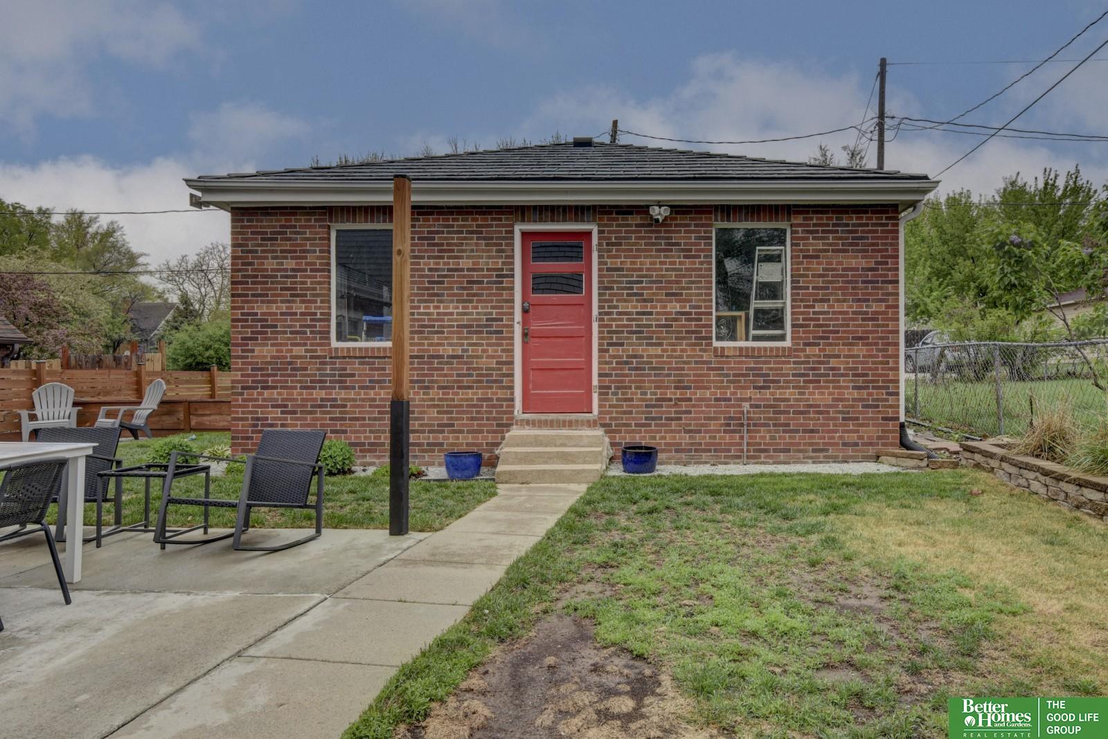 5142 Emmet Street