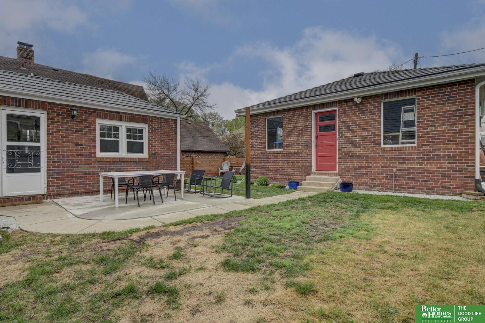 5142 Emmet Street