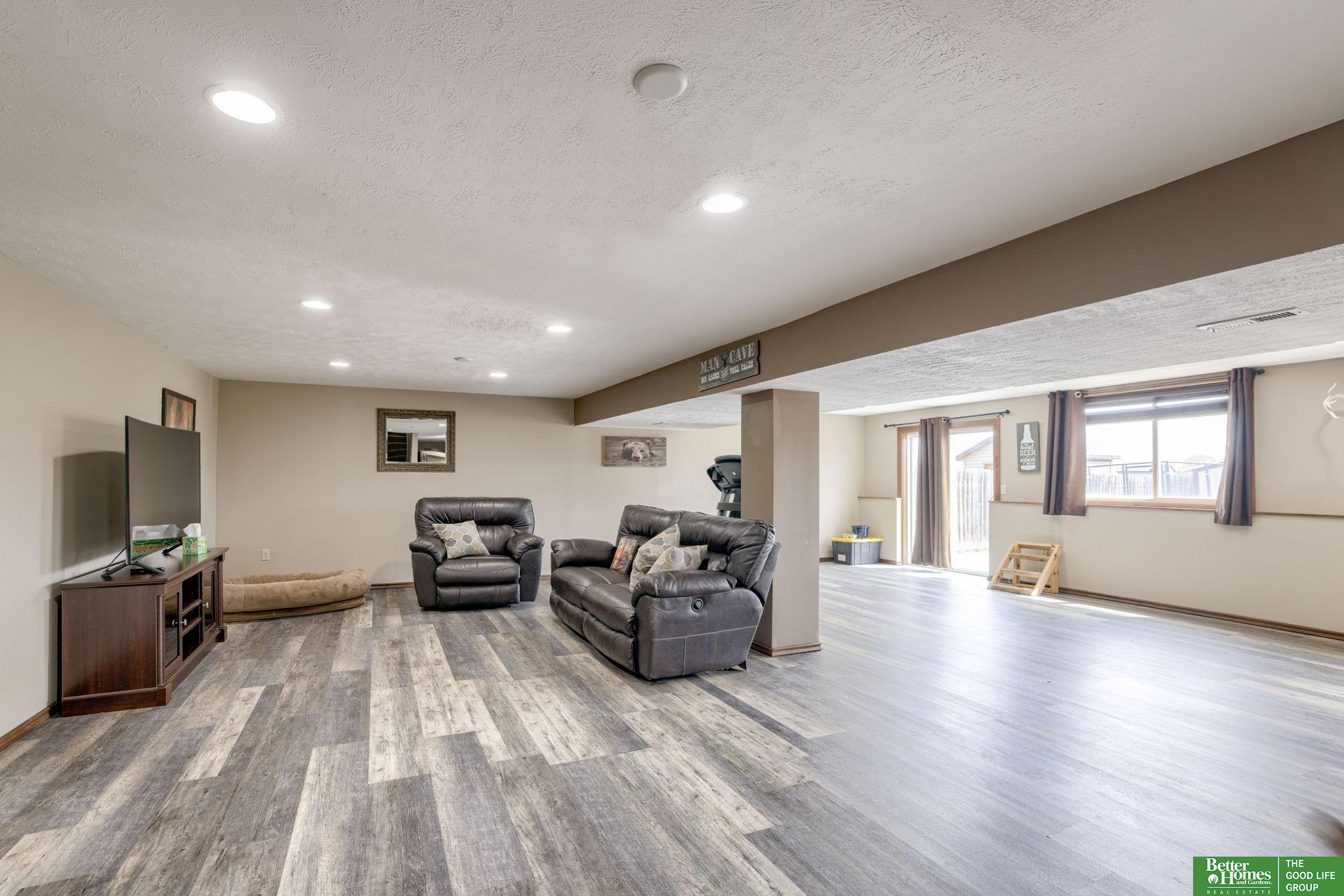 4401 W Milton Road