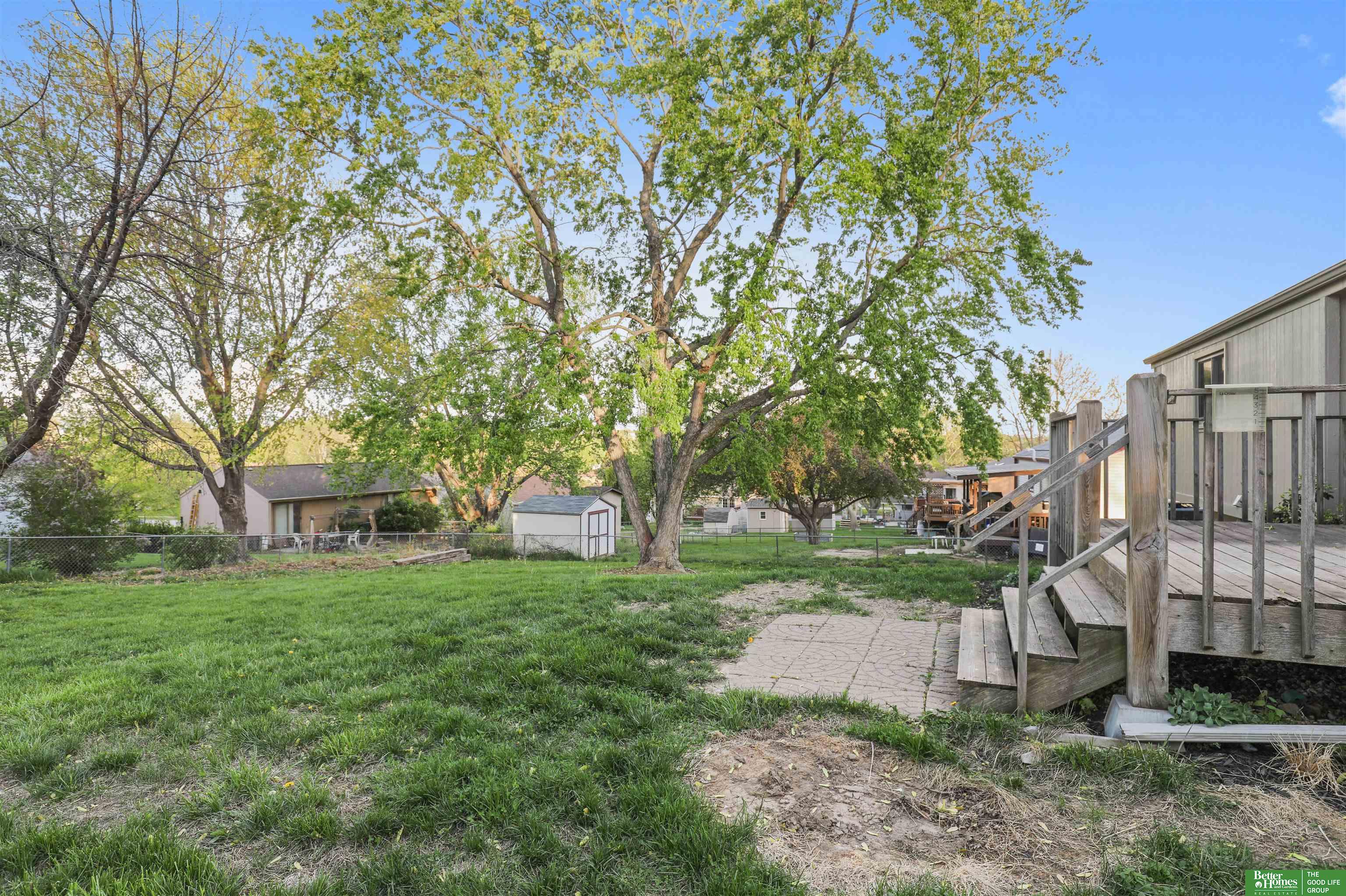8807 S 143 Street