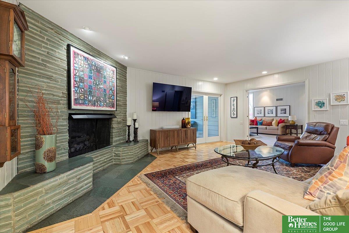 820 Fairacres Road