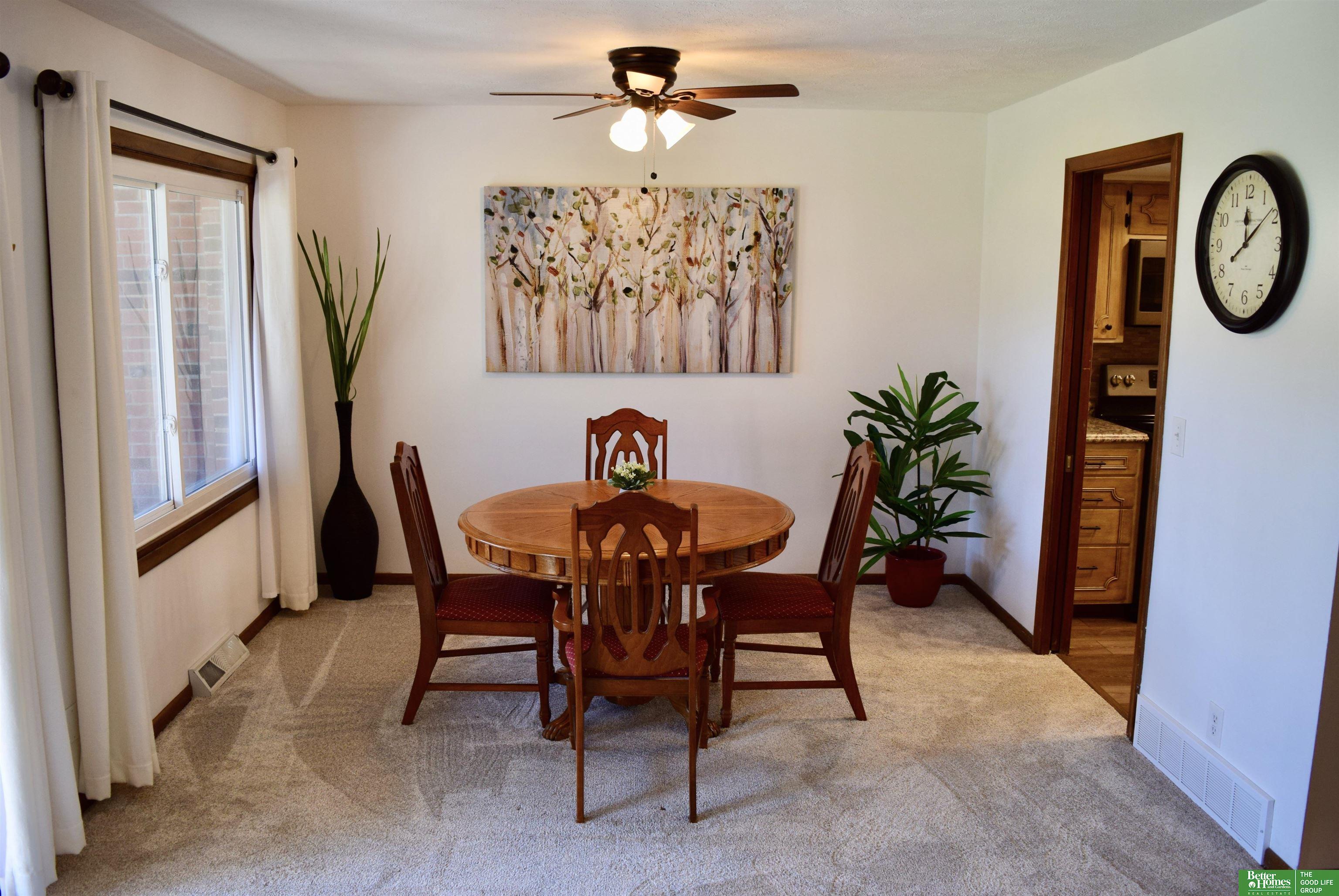 6013 Oakcrest Plaza # 33