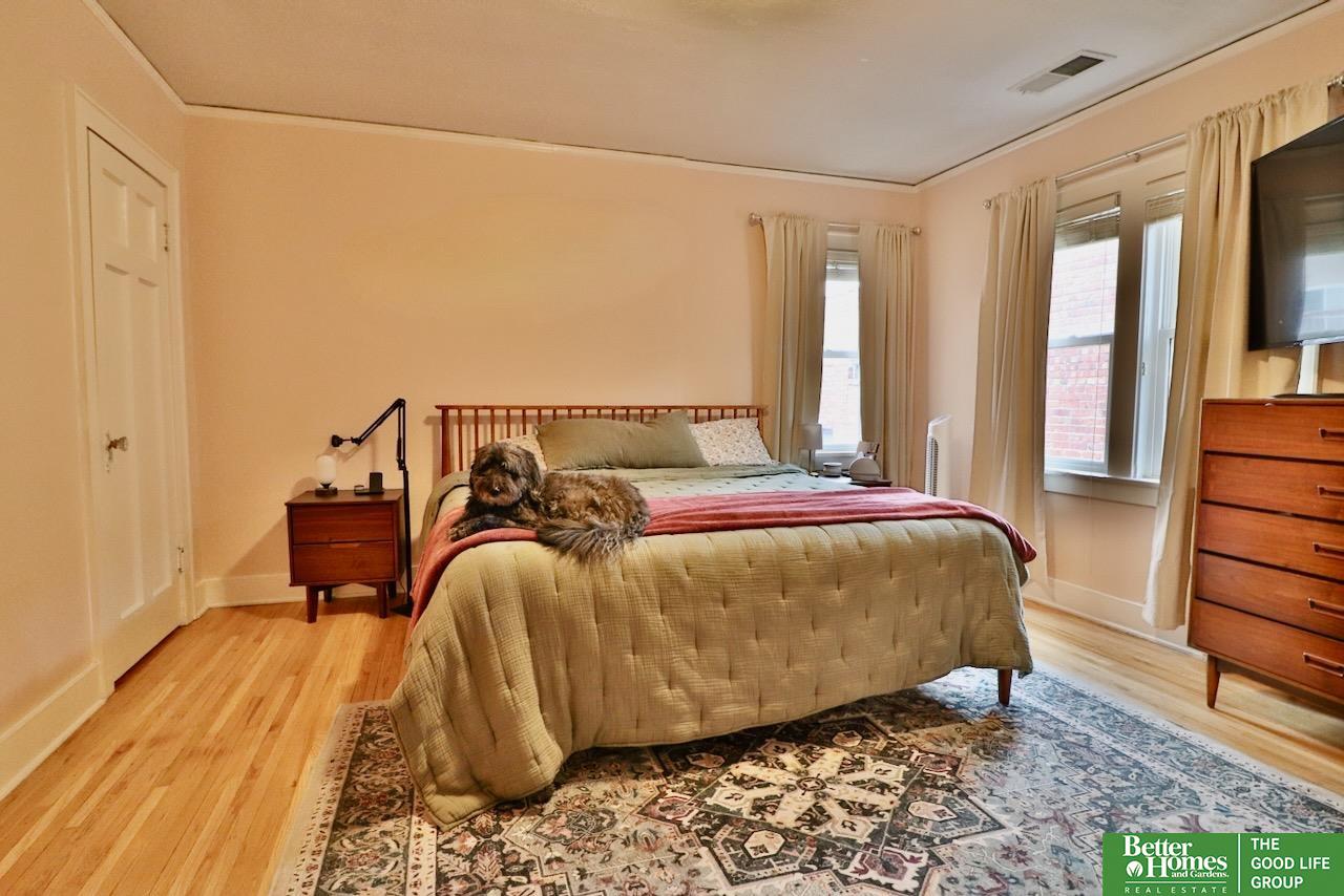 5017 Underwood Avenue # 9