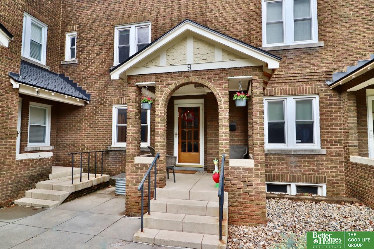 5017 Underwood Avenue # 9