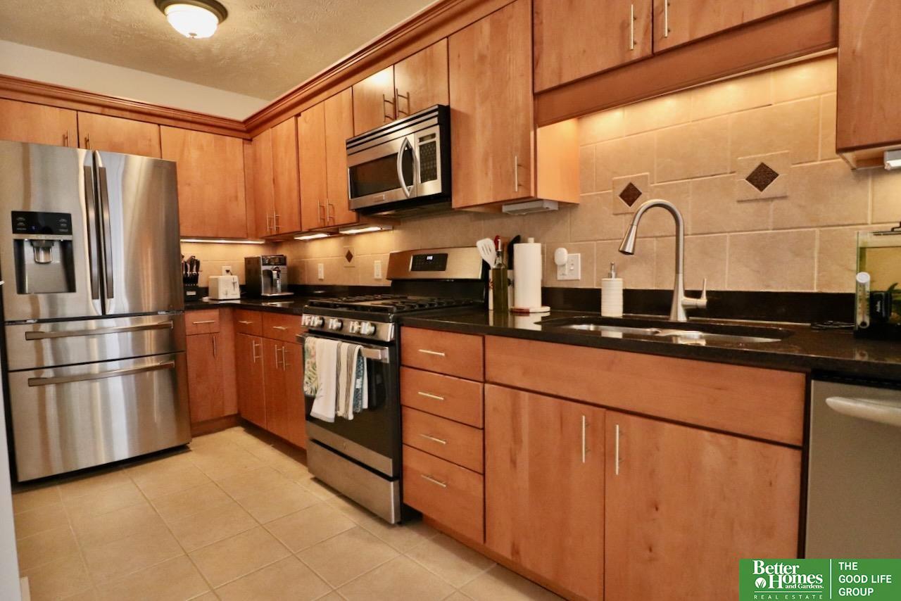 5017 Underwood Avenue # 9