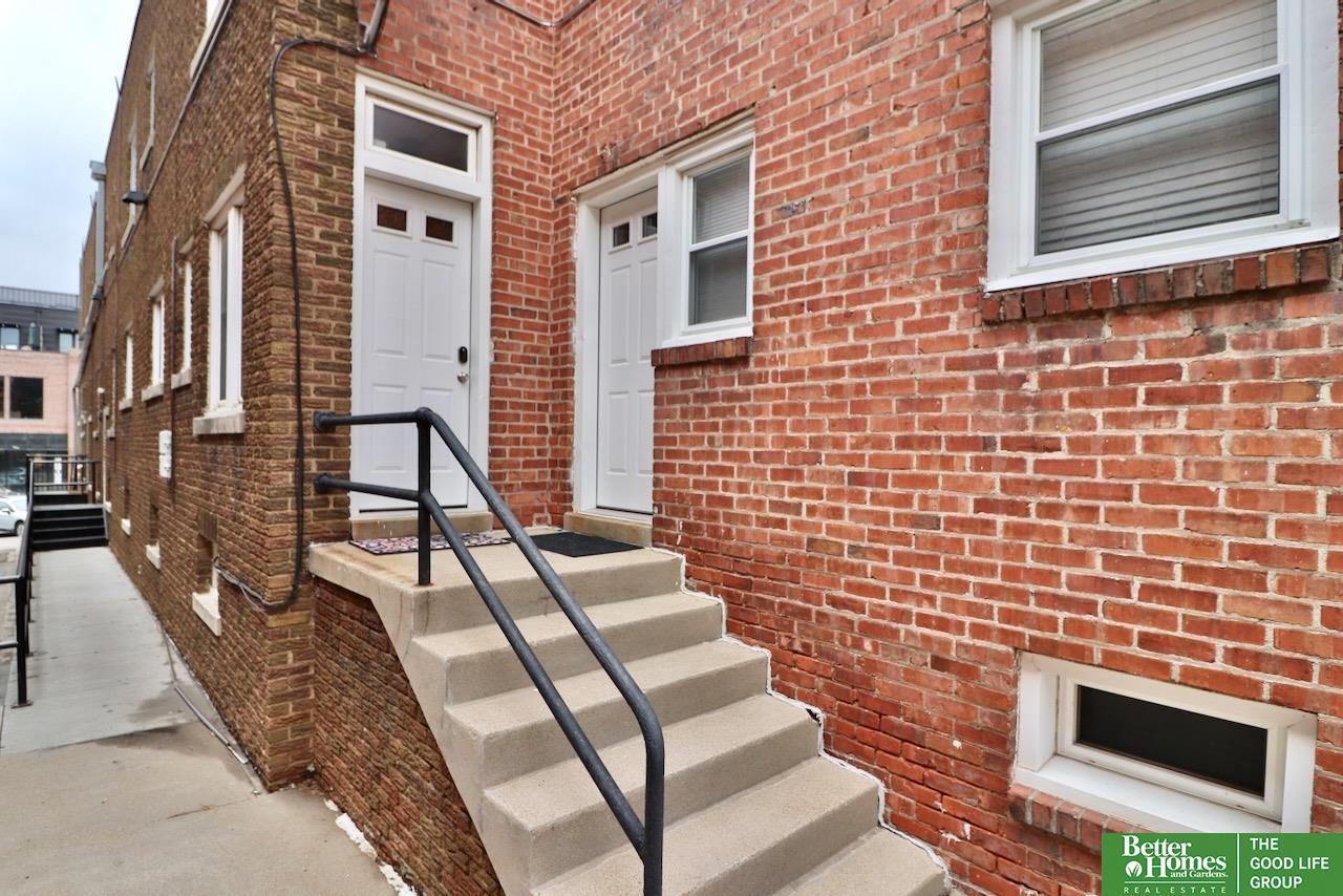 5017 Underwood Avenue # 9