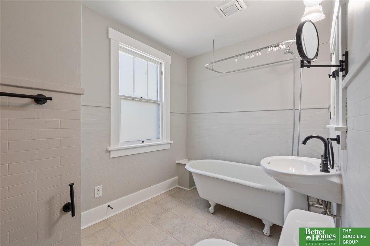 903 N 49th Street