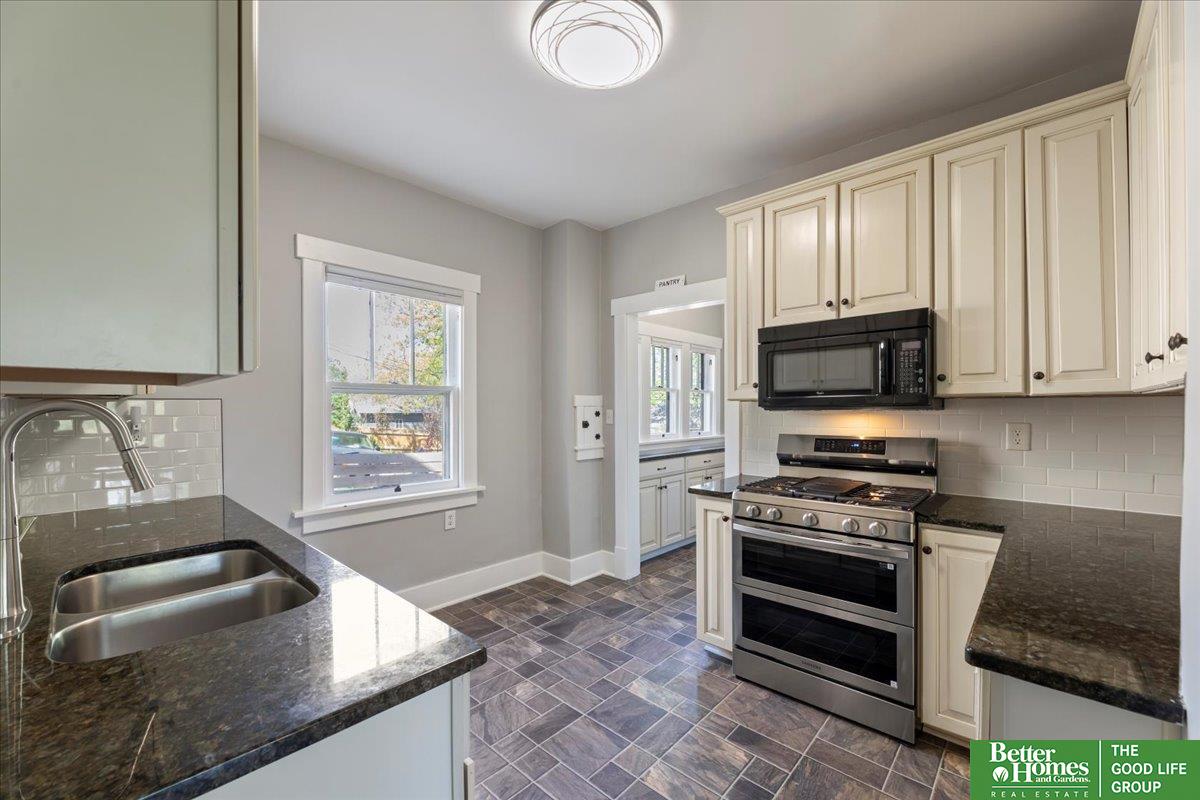 903 N 49th Street