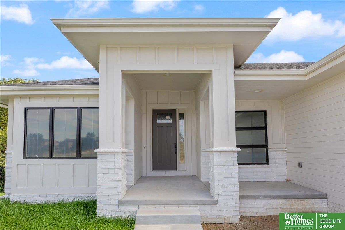 5426 N 213th Avenue