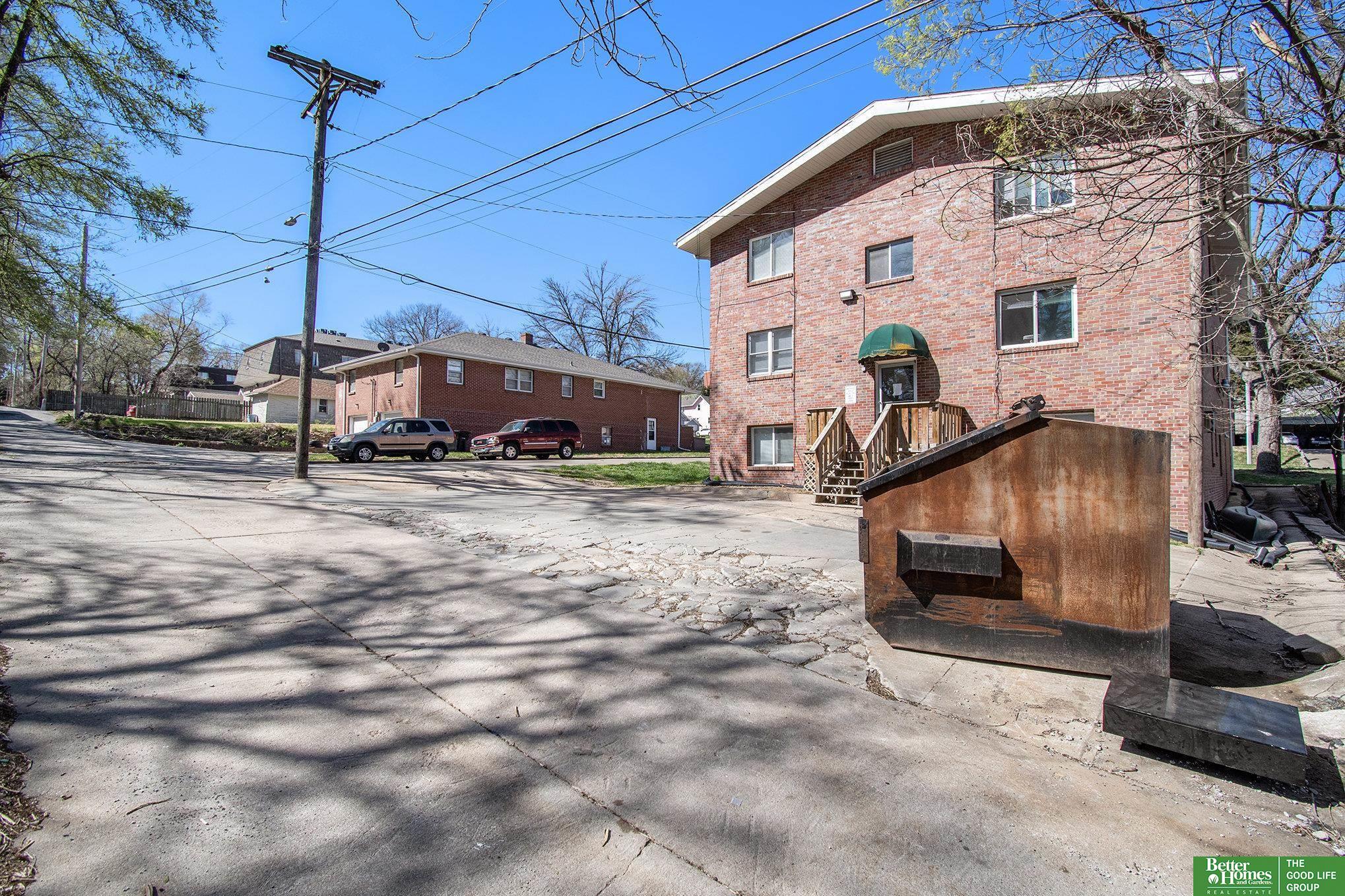 801 N 48 Street