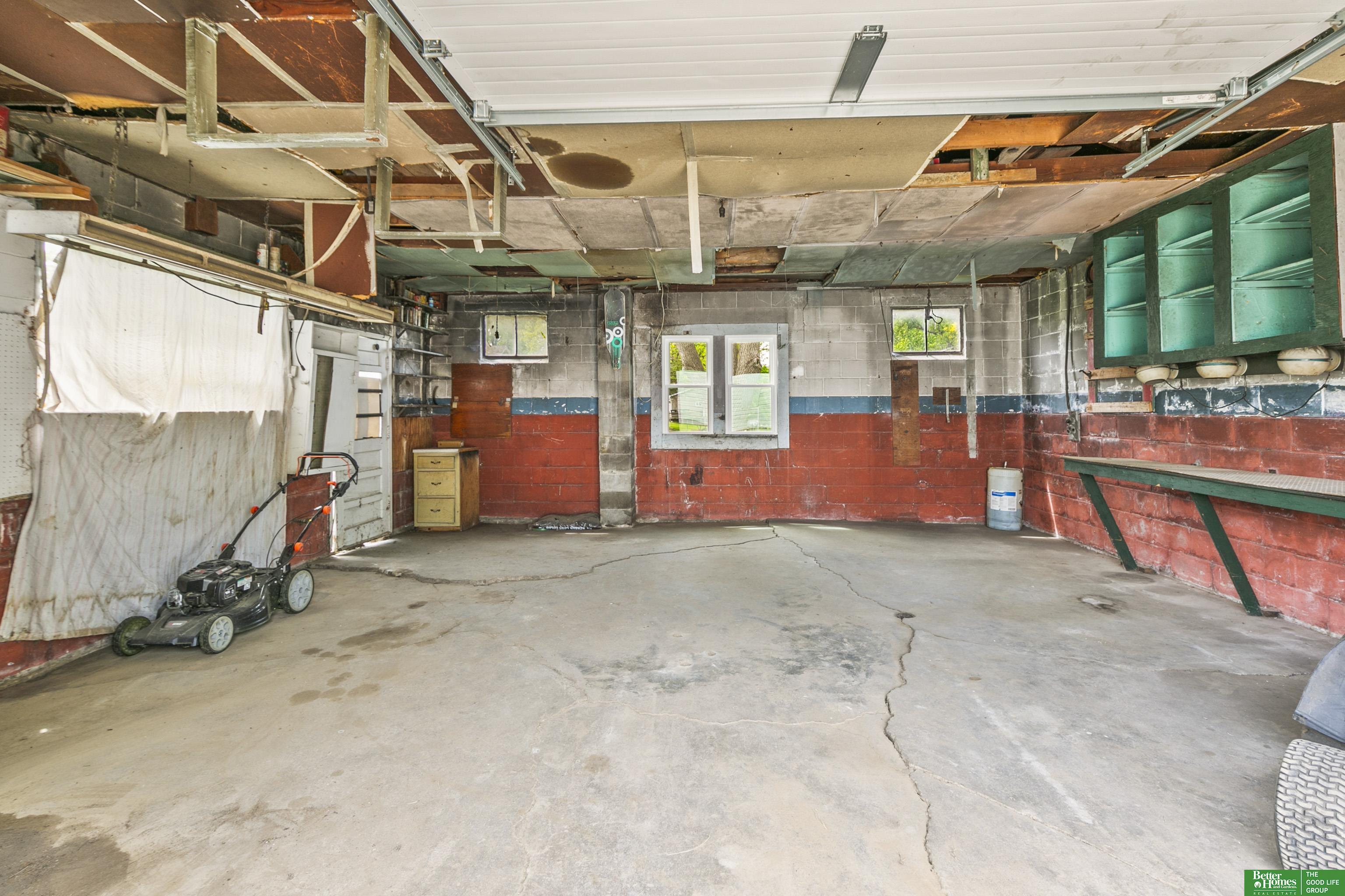 3812 Drexel Street