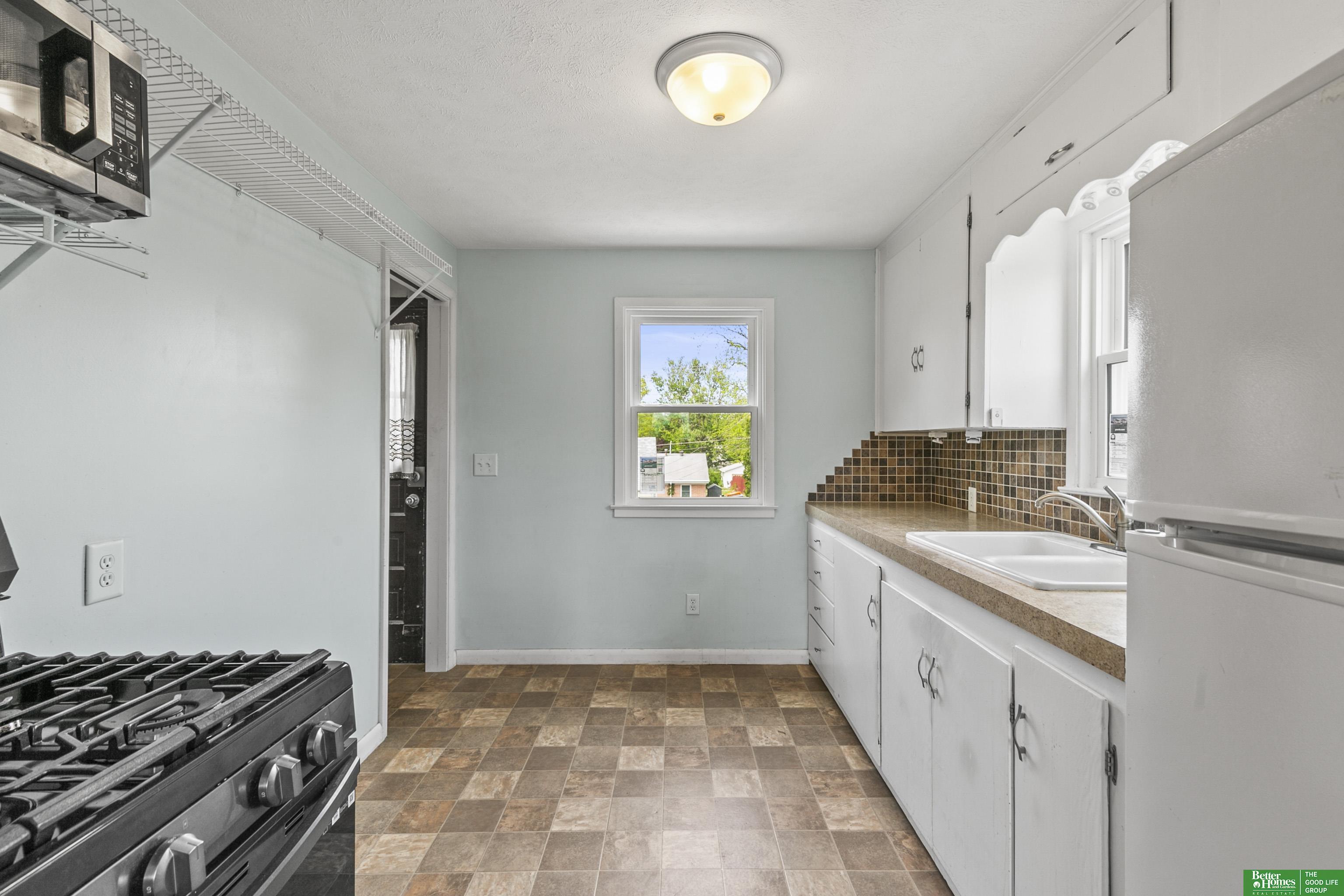3812 Drexel Street