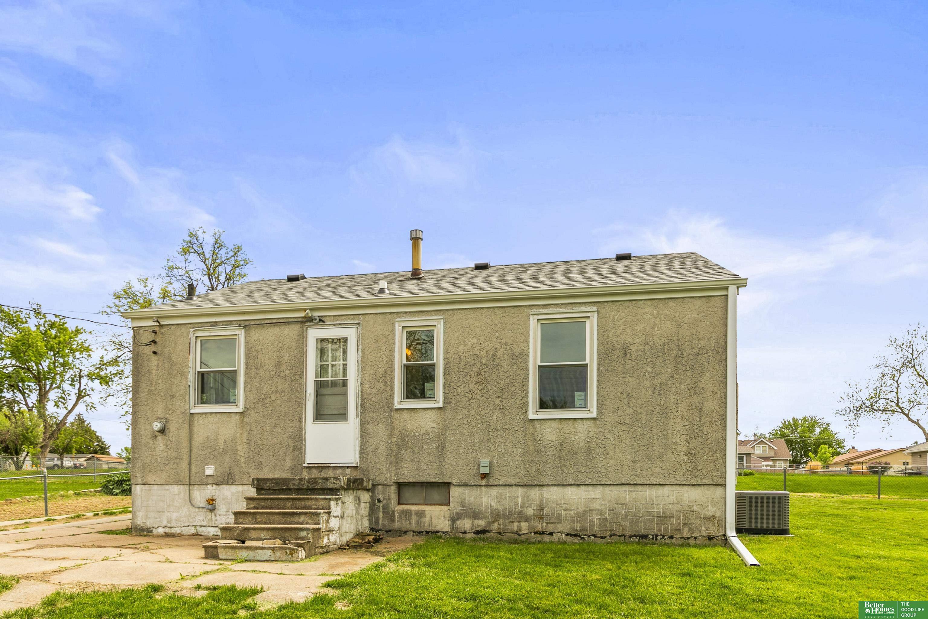 3812 Drexel Street