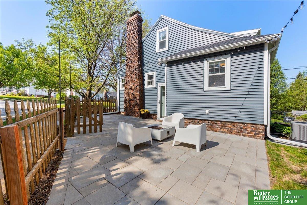 4652 William Street