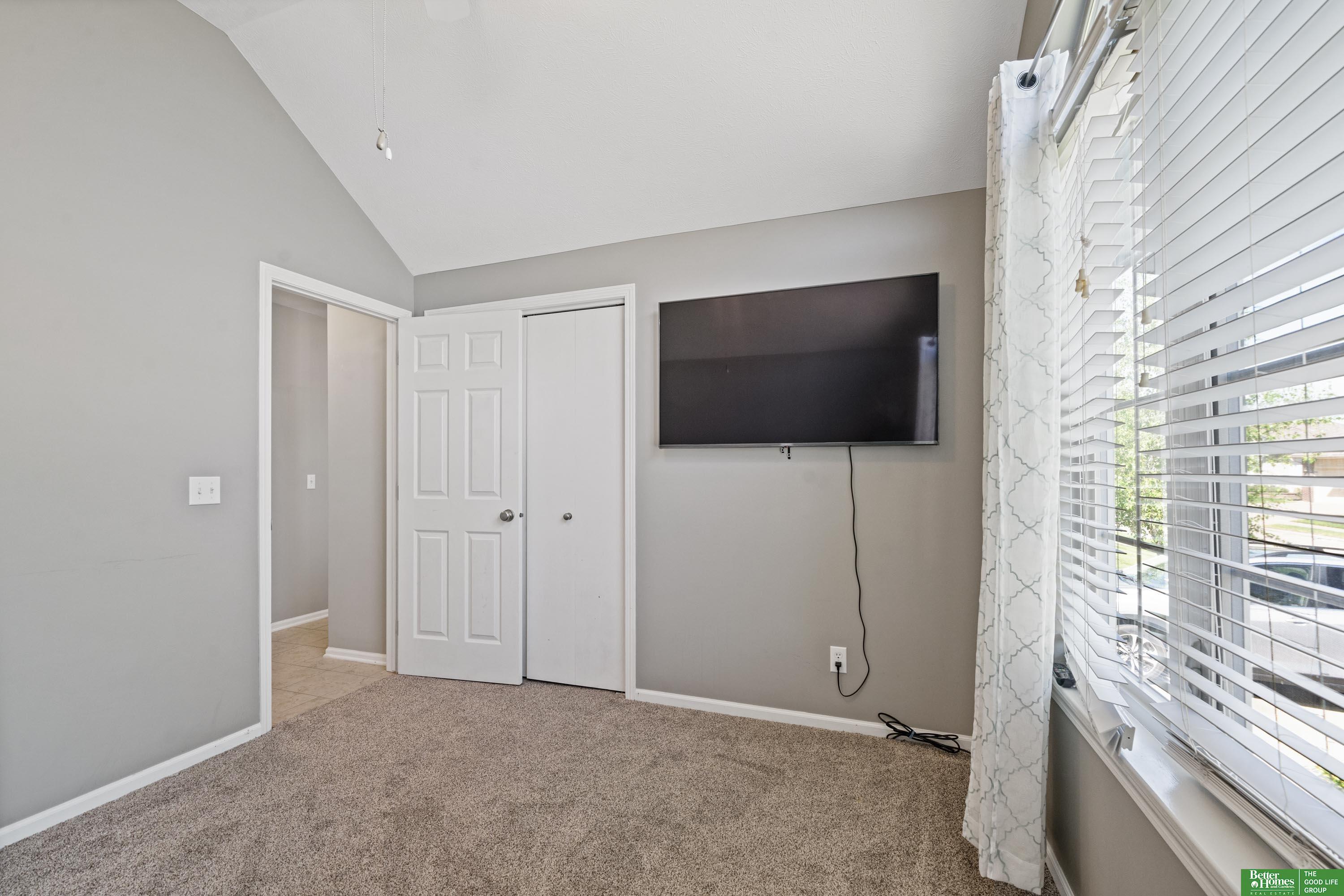 11540 Lakeview Drive