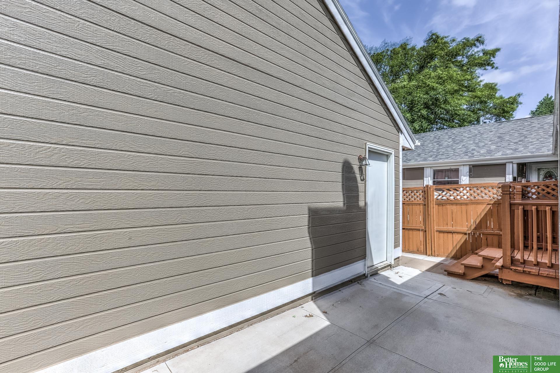 5323 S 155th Street